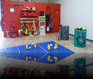 Equipements complets: monocycle, funwheels, jonglage, etc...